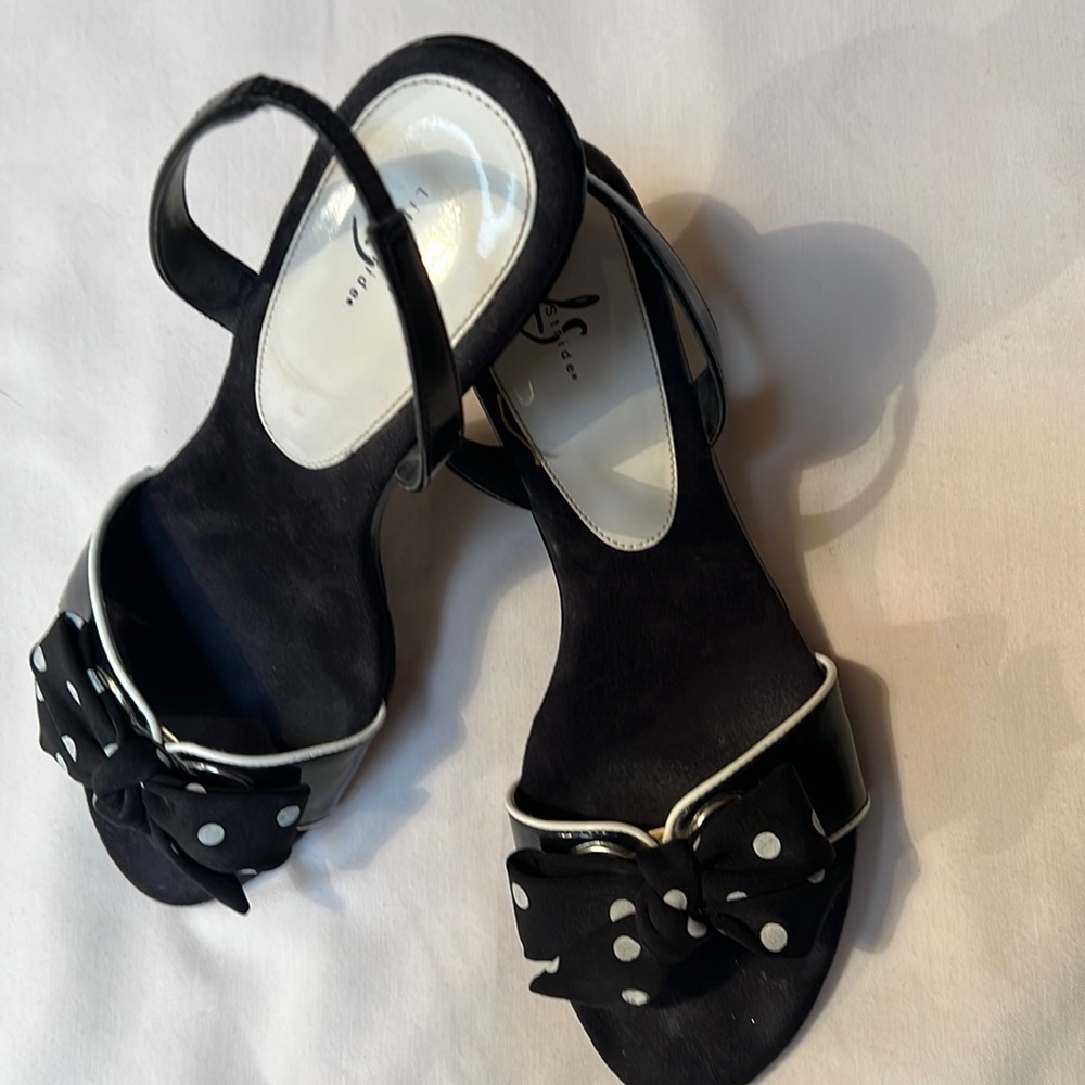 BLACK AND WHITE POLKA DOT HEELS Size 9.5 M